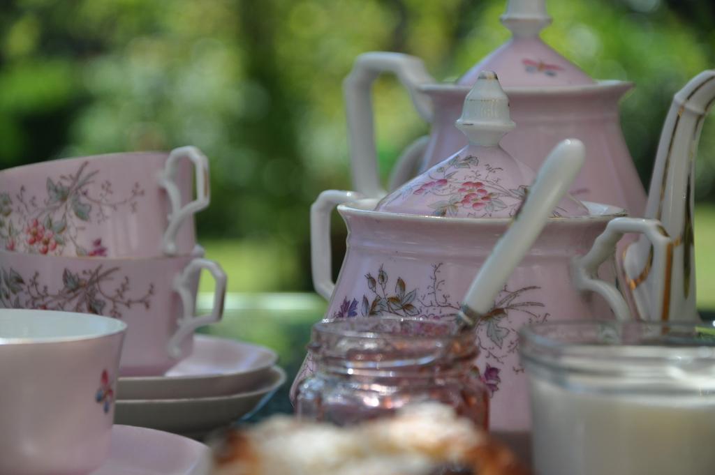 Bed and Breakfast La Maison De Rose Brossac Exterior foto