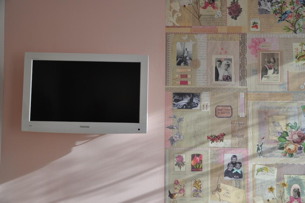 Bed and Breakfast La Maison De Rose Brossac Zimmer foto
