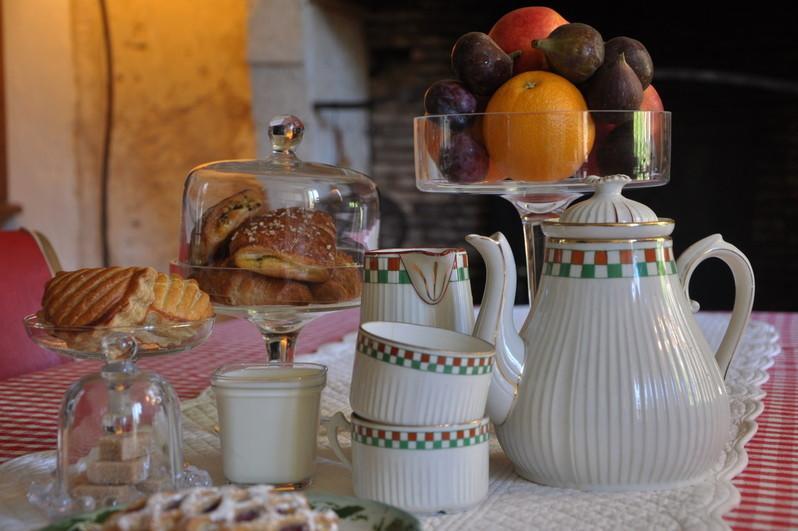 Bed and Breakfast La Maison De Rose Brossac Exterior foto